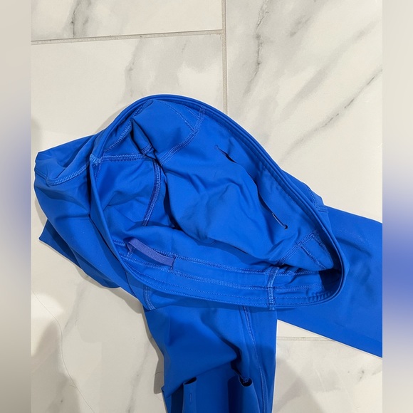 Lululemon Base Pace High Rise crop leggings - Picture 2 of 4